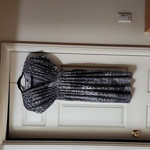 5th & Love Black Print Cap-Sleeve Dress Size S